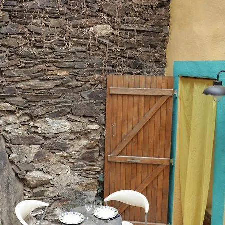 Gite Rez De Chaussee Entre Mer Et Montagne *